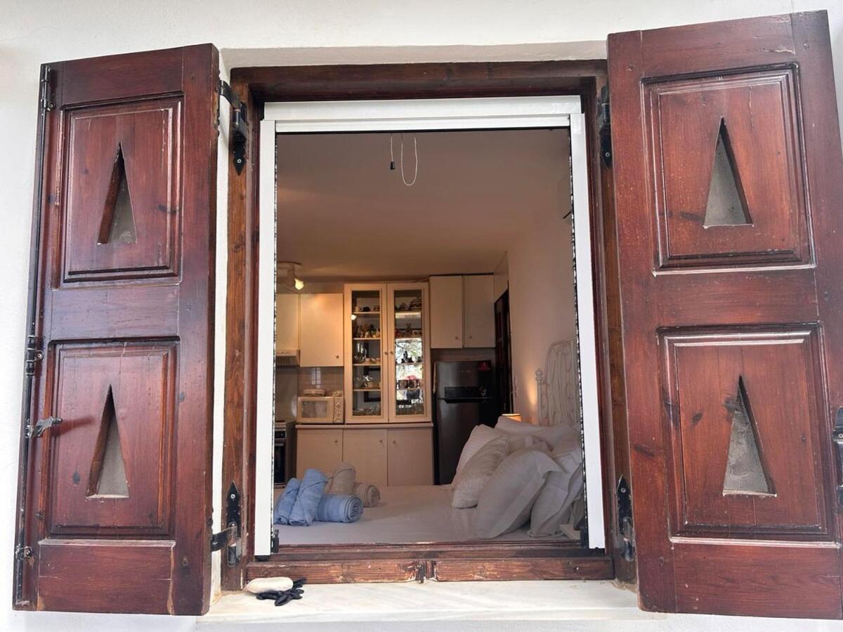 Grandpa Simos' Traditional Guest House Agios Romanos 外观 照片